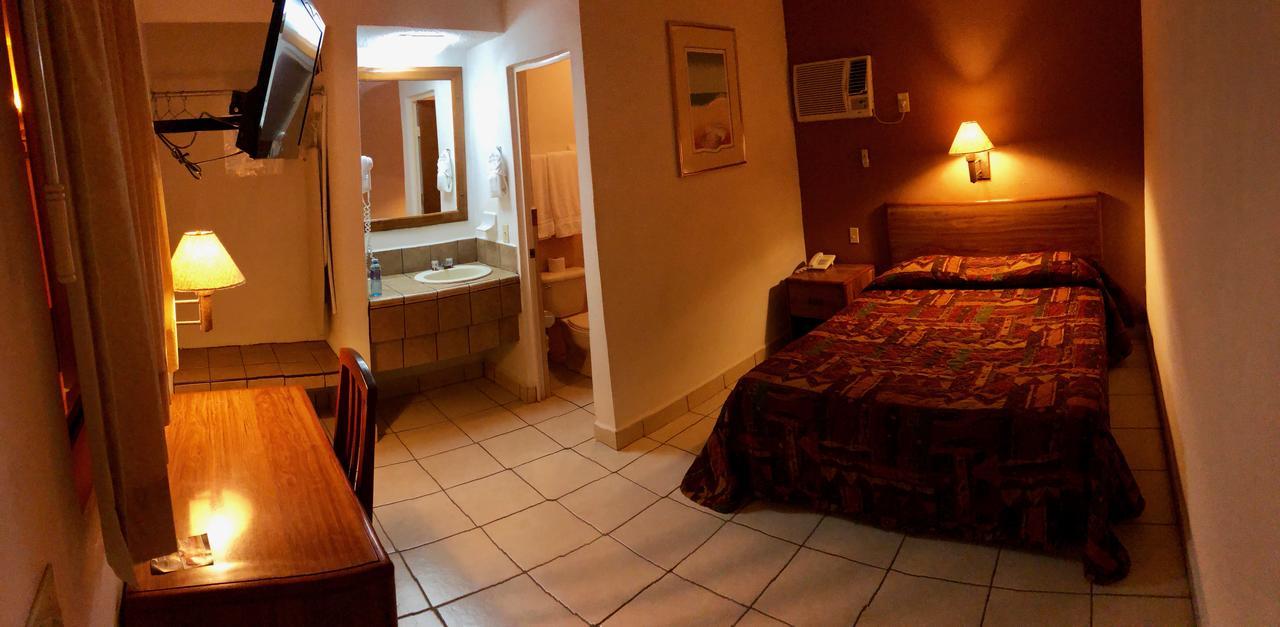 Hotel Posadas Del Ryal Ciudad Constitución Extérieur photo